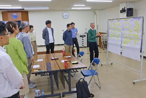 アイデアを発表する