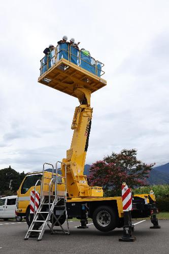 高所作業車の乗車体験