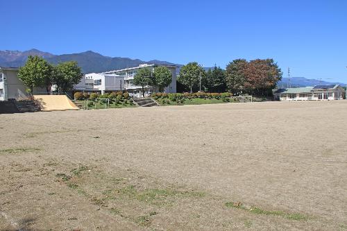 赤穂東小学校グラウンド
