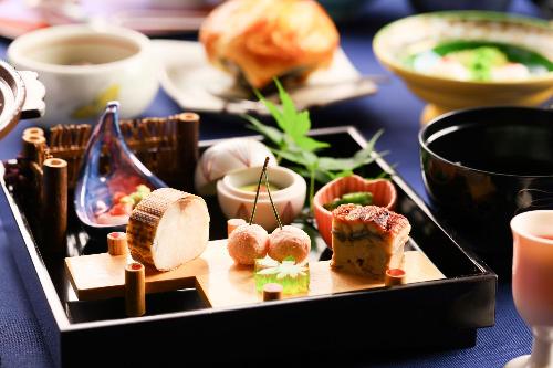 五感で楽しめる会席料理