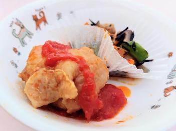 鶏のトマトソース