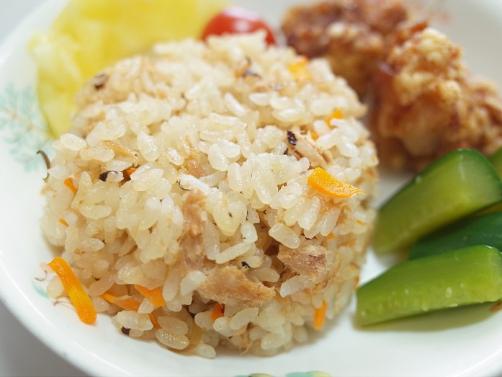 ツナと昆布の炊き込みごはん