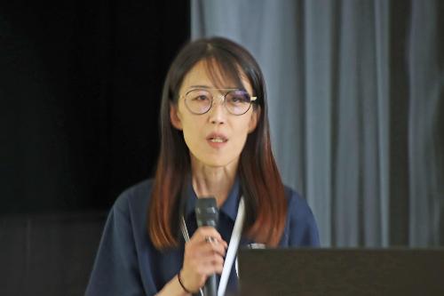 3年間の活動を報告する須田さん