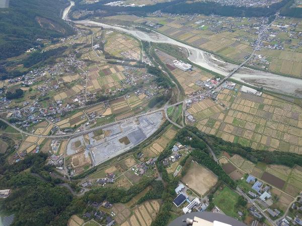 防災ヘリでの諏訪・上伊那視察の様子