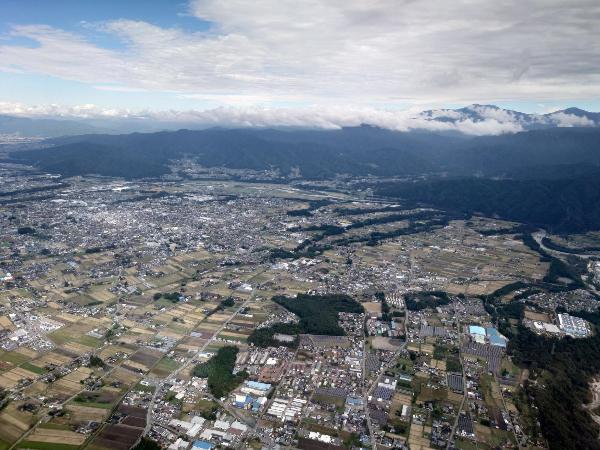 防災ヘリでの諏訪・上伊那視察の様子