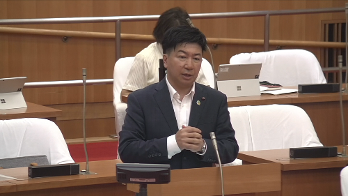 松崎剛也議員