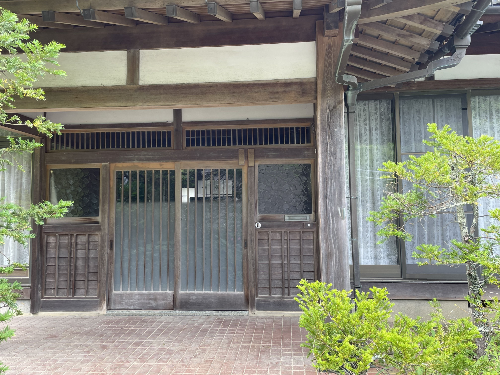 玄関(外側)