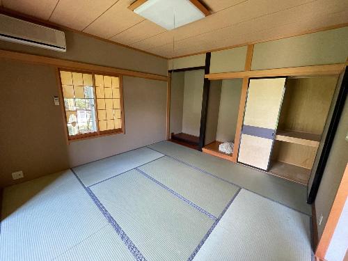 和室1収納