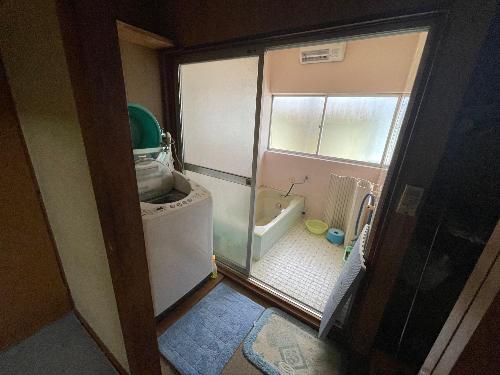 浴室・洗濯機置場