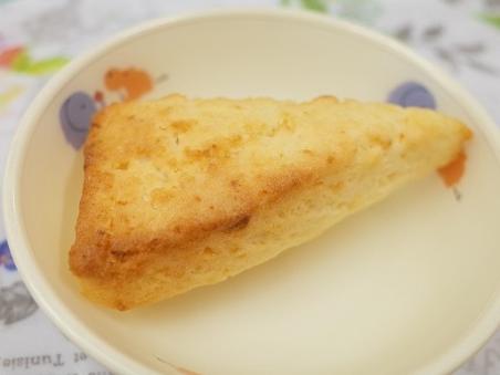 ヨーグルトスコーン