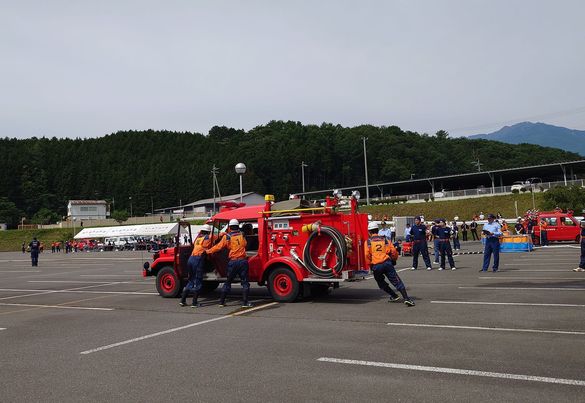 市消防団ポンプ操法・特科技術競技大会の様子