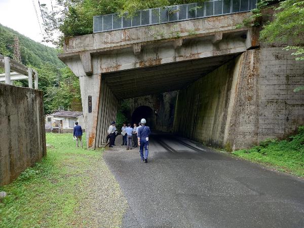 県道駒ヶ岳公園線現地視察の様子
