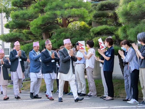 ポカラ市訪問団歓迎の様子