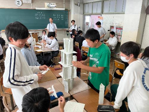 「ペーパータワー」でアイスブレイク