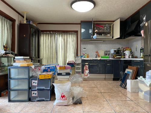 キッチン、リビング